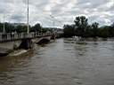 flood-2002-hlavkuv_bridge.jpg